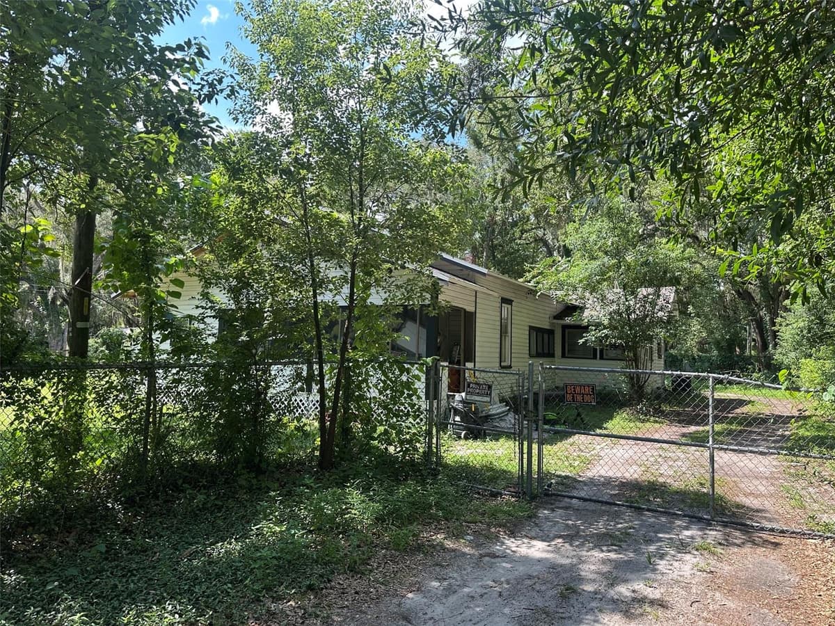 1802 UNIVERSITY AVENUE — photo 1 of 2