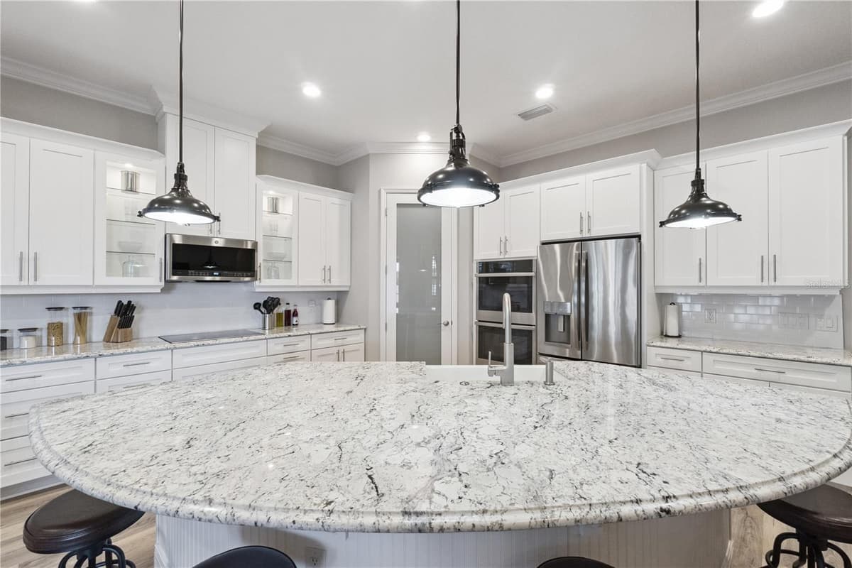 2336 ZALTANA CIRCLE — photo 4 of 32
