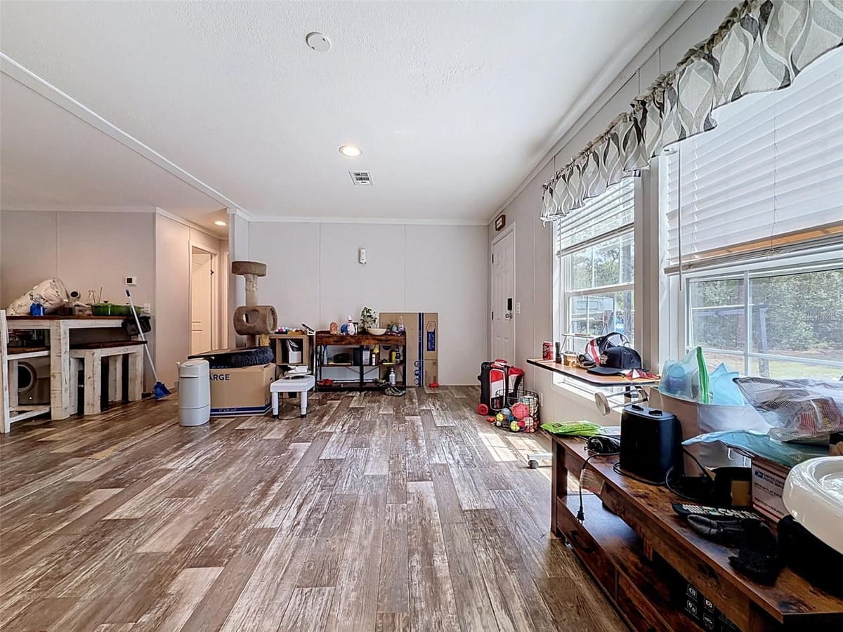 17721 DRAYTON STREET — photo 11 of 49