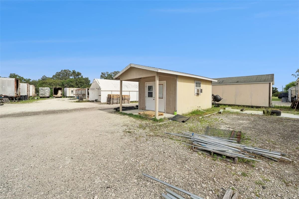 15000 US HIGHWAY 441 HIGHWAY — photo 13 of 49
