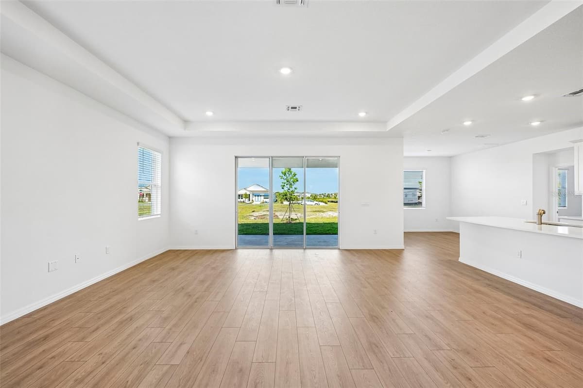 2265 HAMDEN WAY — photo 4 of 53