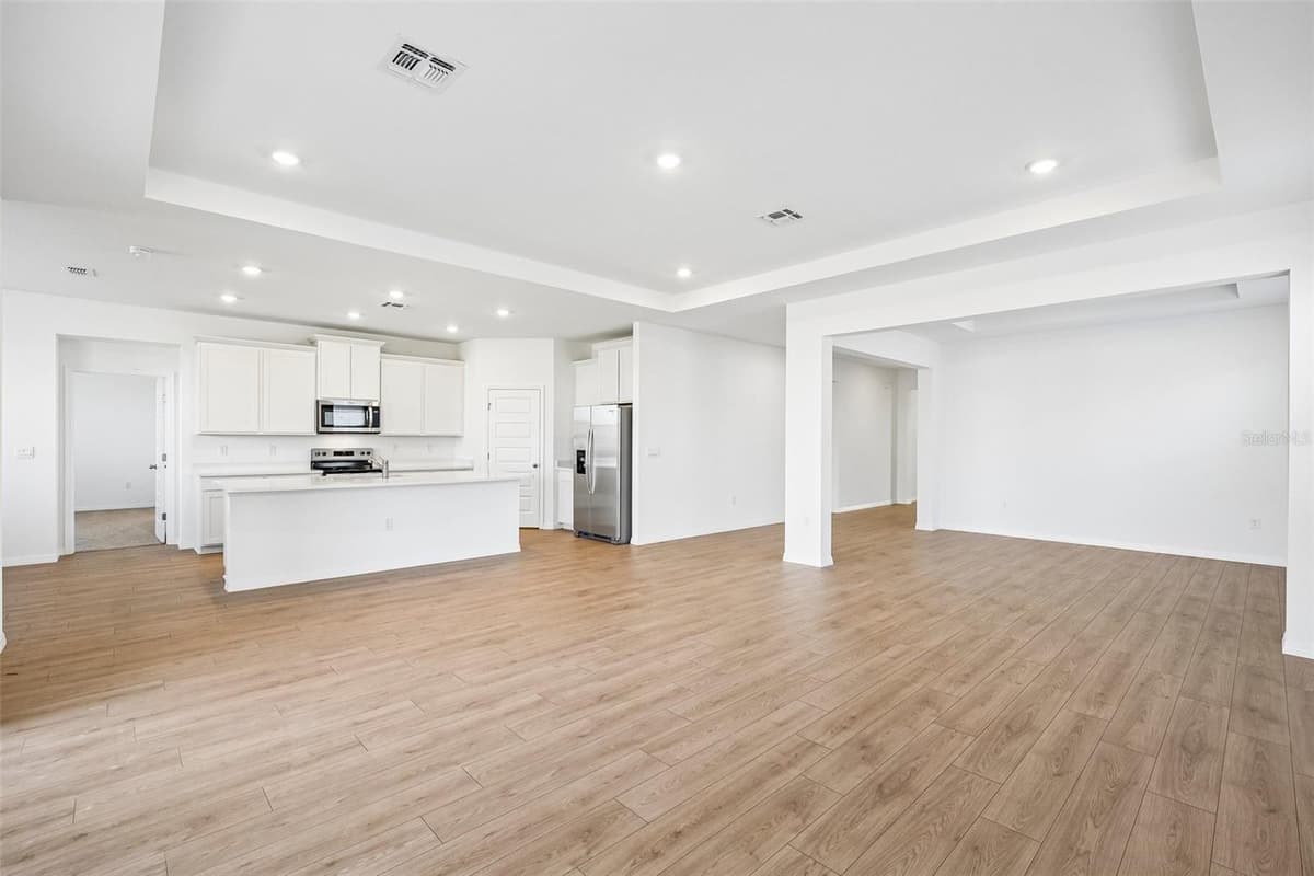 2265 HAMDEN WAY — photo 8 of 53