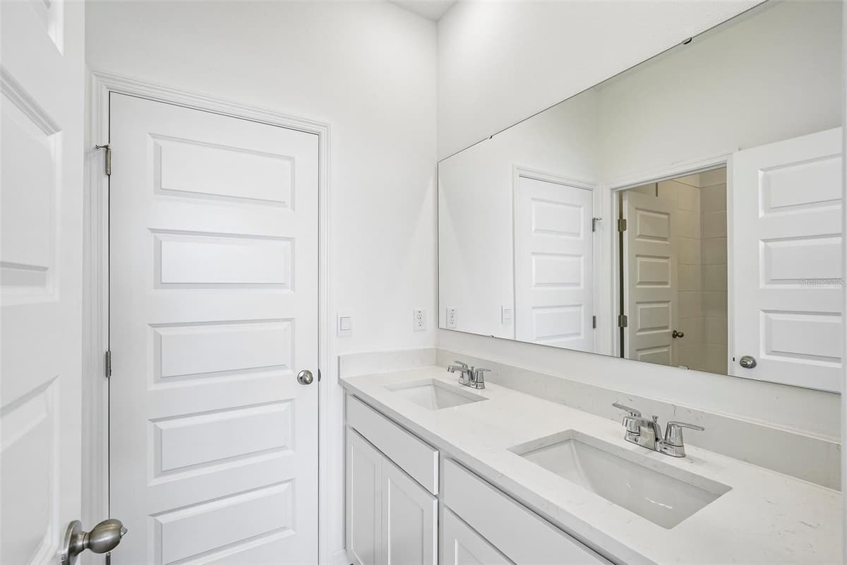 2265 HAMDEN WAY — photo 47 of 53
