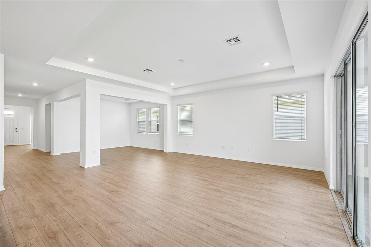 2265 HAMDEN WAY — photo 6 of 53