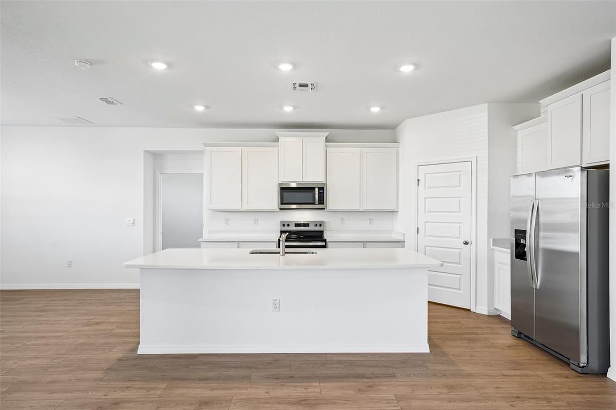 2265 HAMDEN WAY — photo 15 of 53