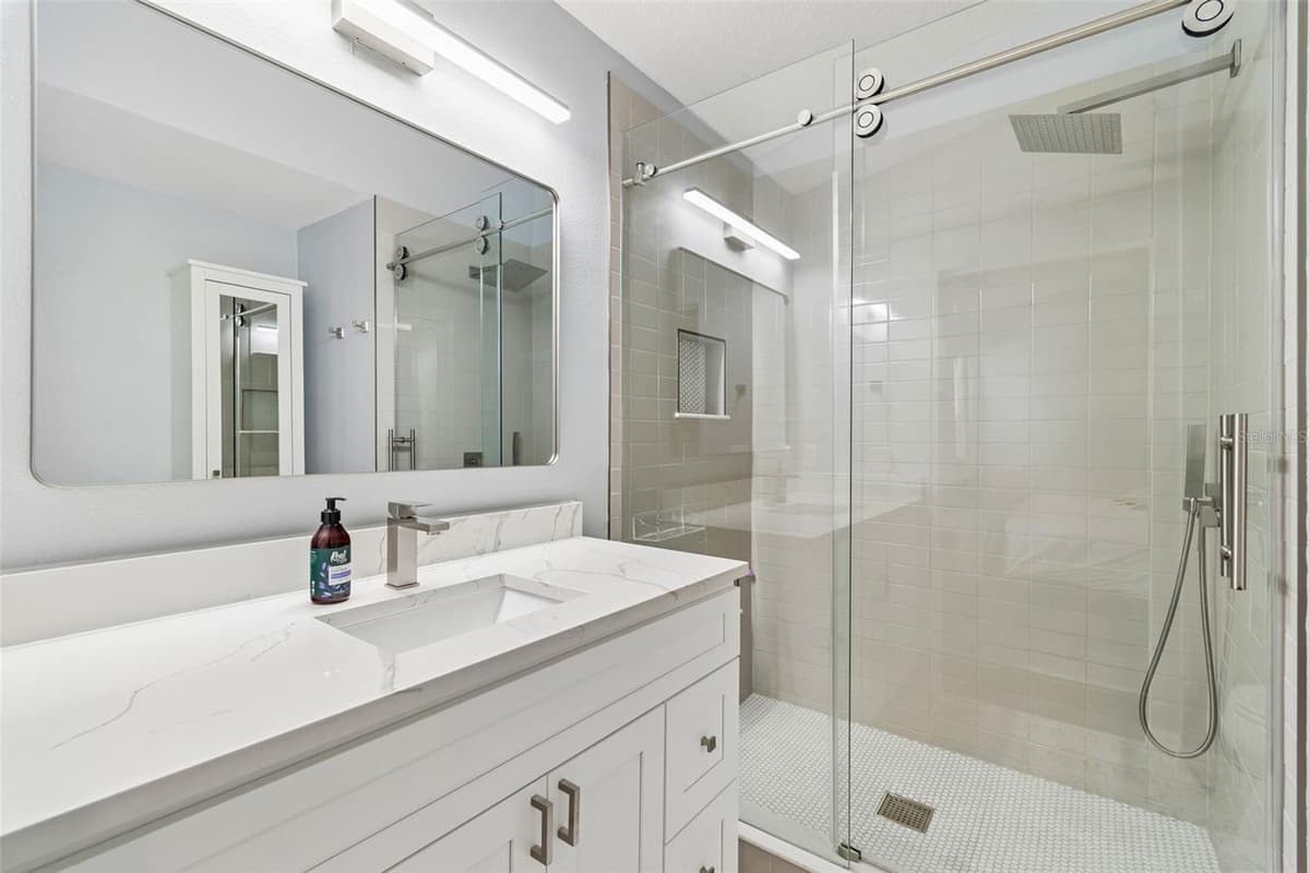 3541 RED ROCK DRIVE — photo 11 of 52