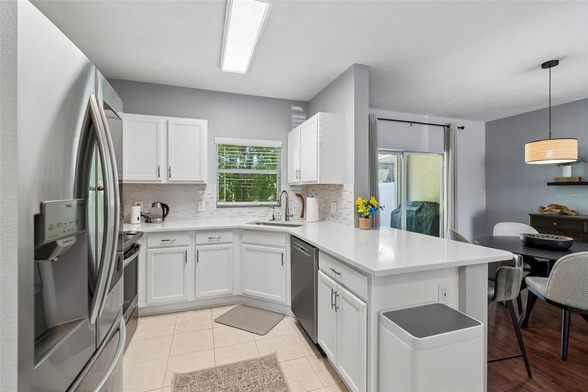 3541 RED ROCK DRIVE — photo 8 of 52