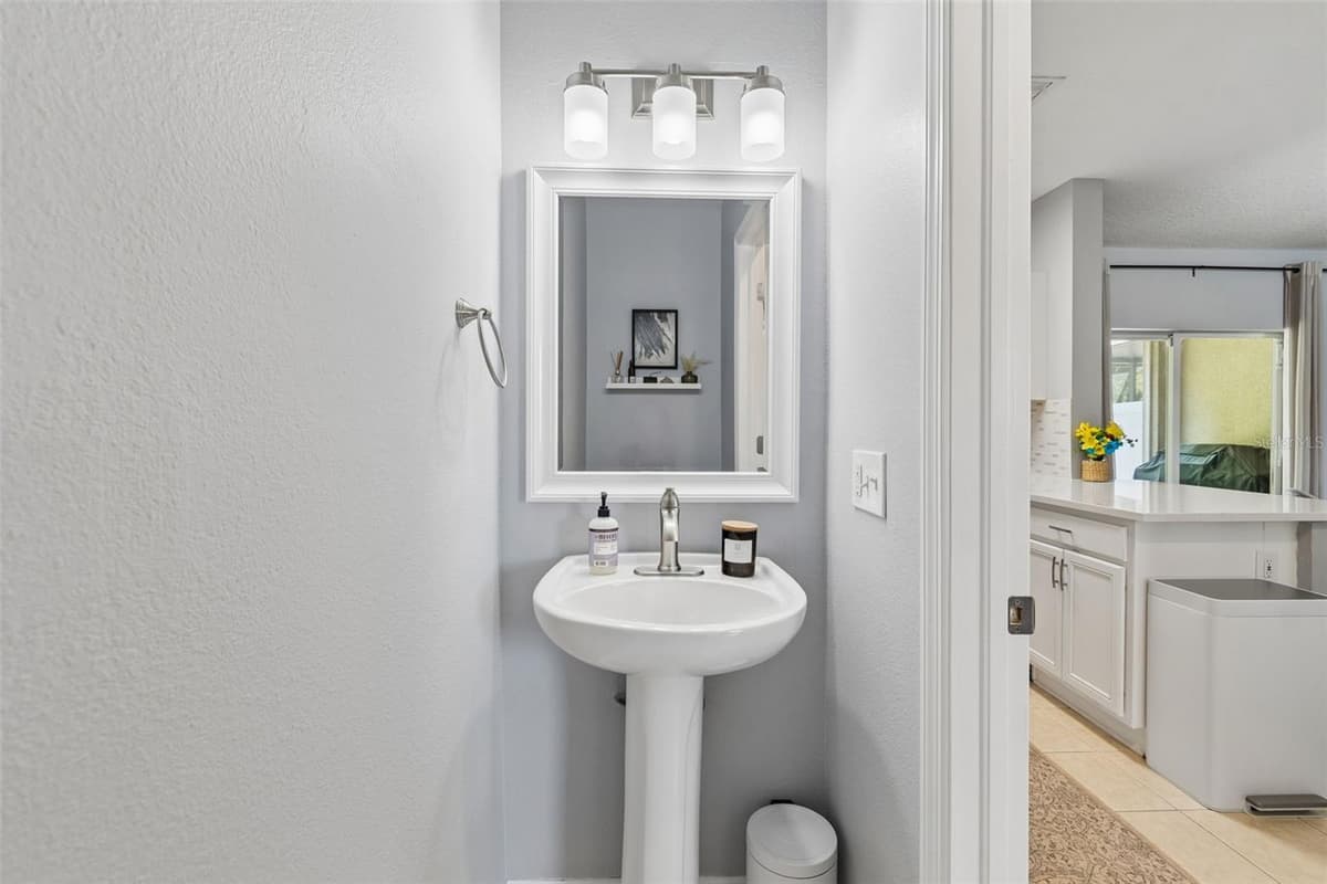 3541 RED ROCK DRIVE — photo 31 of 52