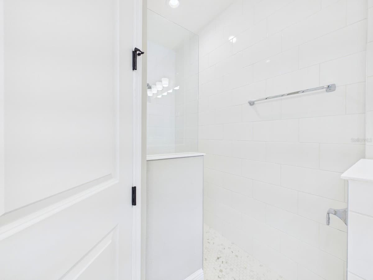10012 LAKE WALES CIRCLE — photo 72 of 89