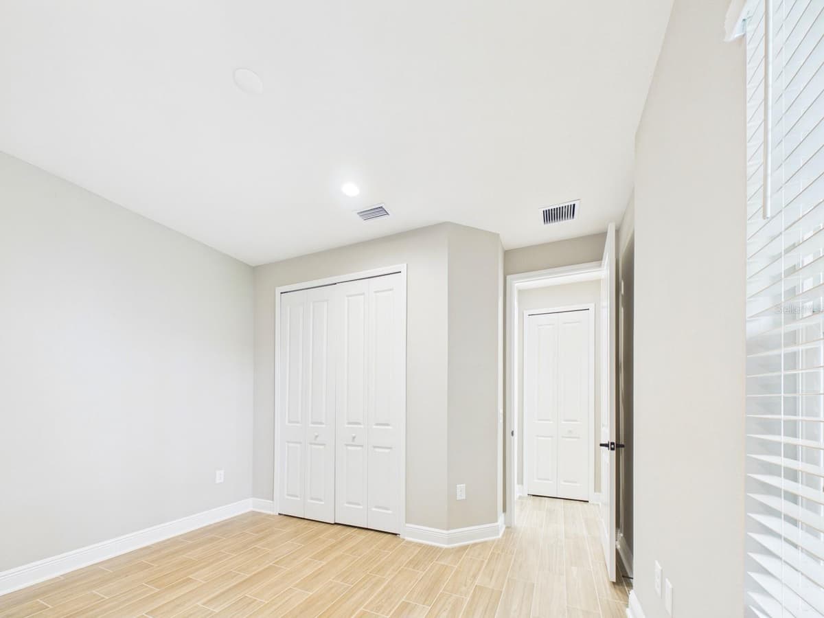 10012 LAKE WALES CIRCLE — photo 23 of 89