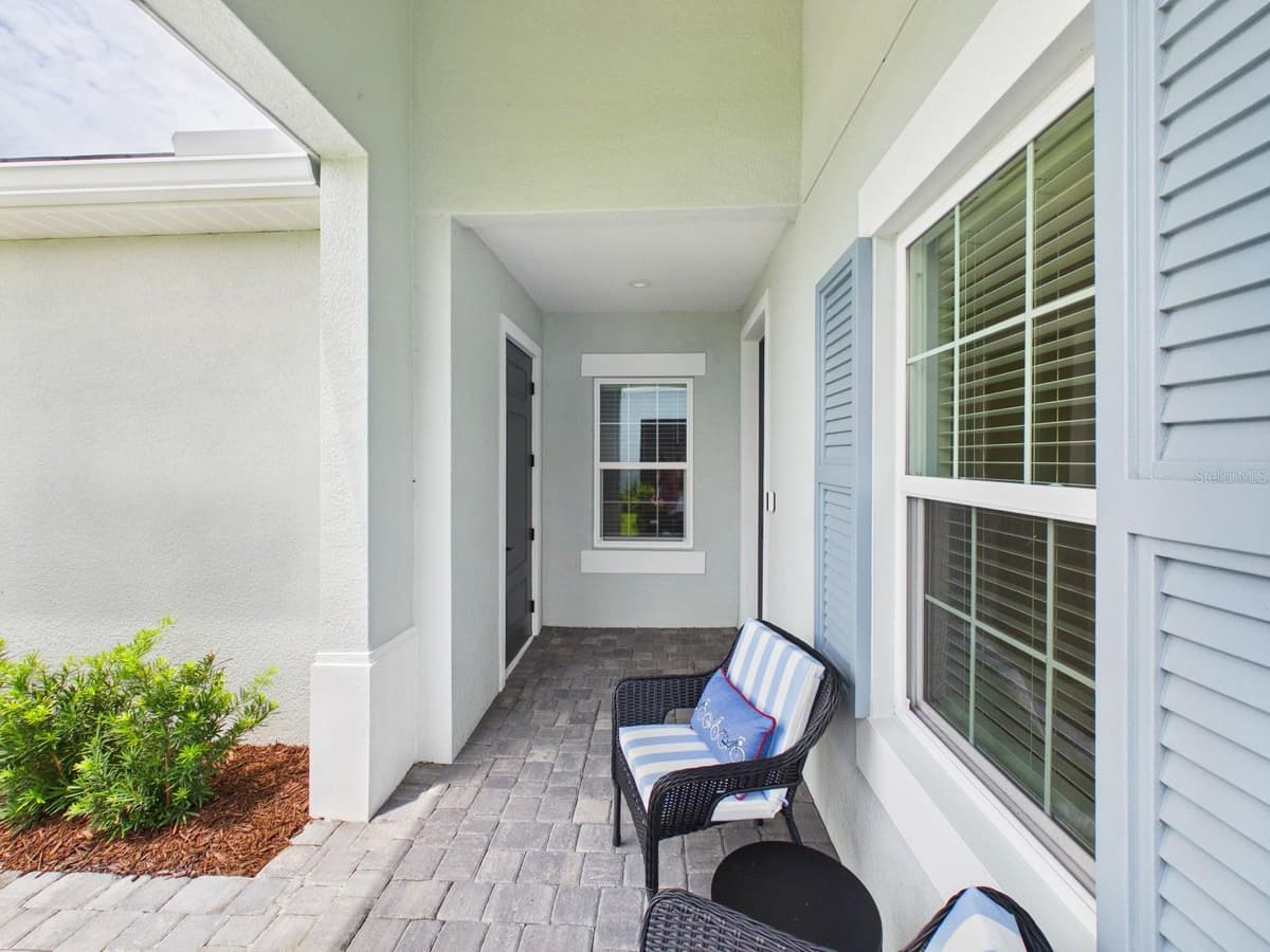 10012 LAKE WALES CIRCLE — photo 8 of 89