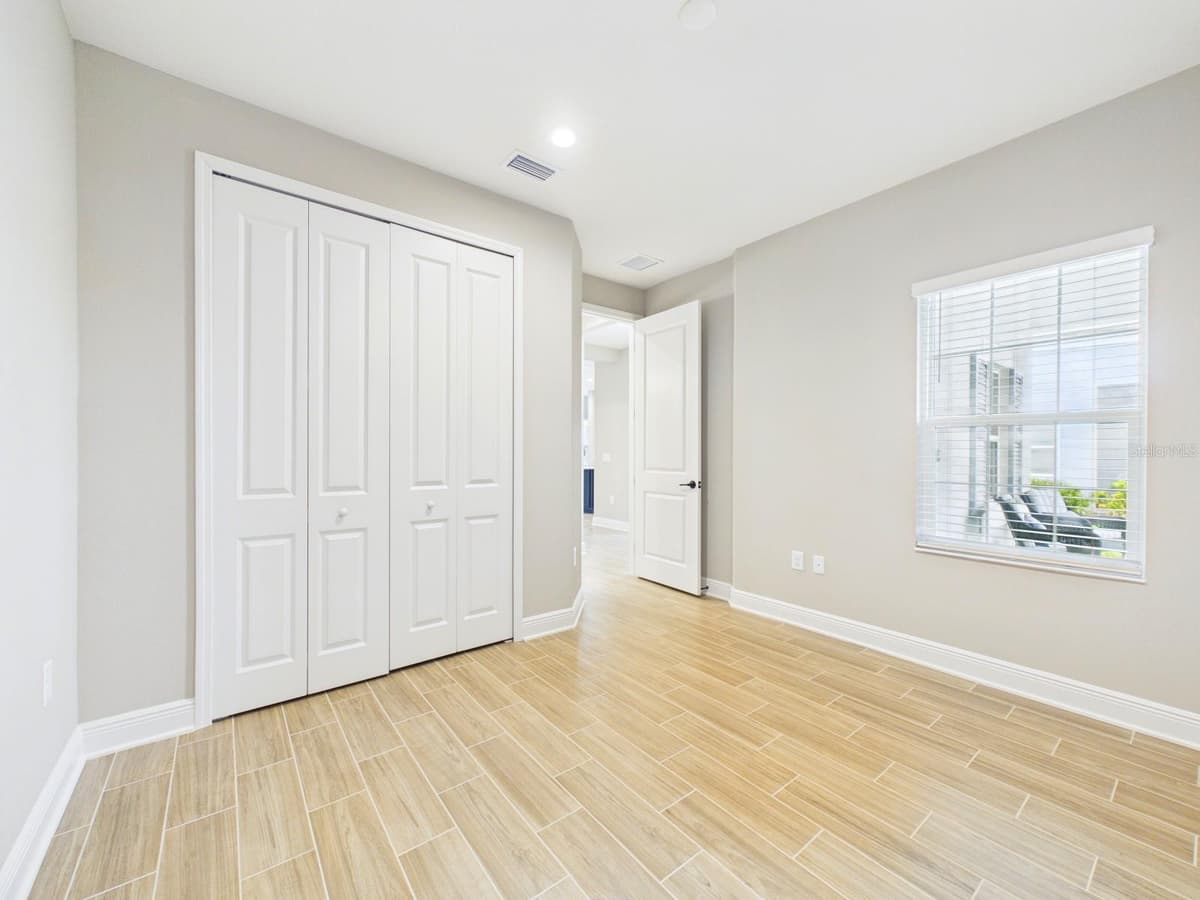 10012 LAKE WALES CIRCLE — photo 24 of 89