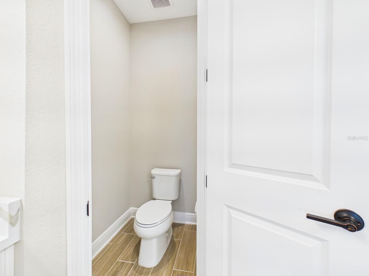 10012 LAKE WALES CIRCLE — photo 75 of 89
