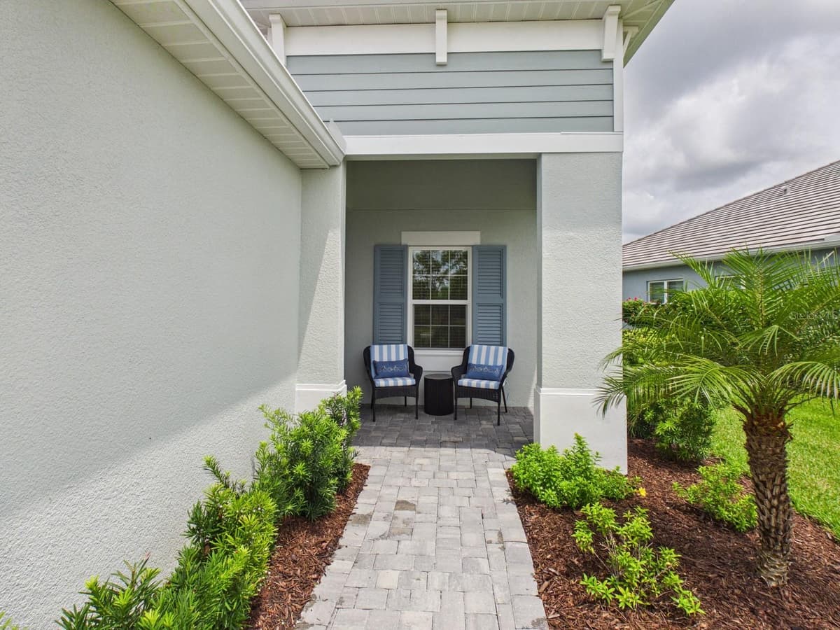 10012 LAKE WALES CIRCLE — photo 6 of 89