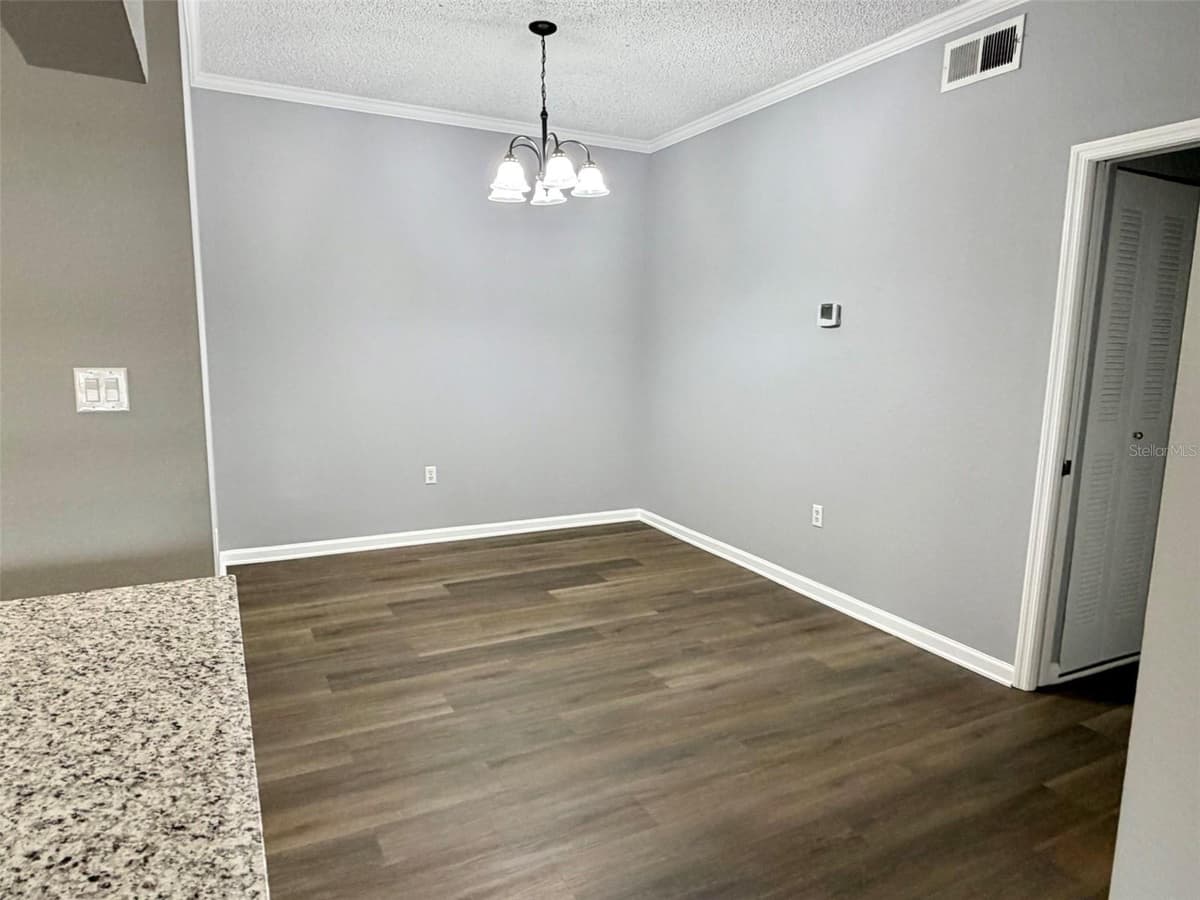 413 ARBOR LAKES CIRCLE — photo 15 of 21
