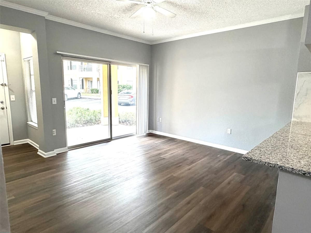 413 ARBOR LAKES CIRCLE — photo 4 of 21