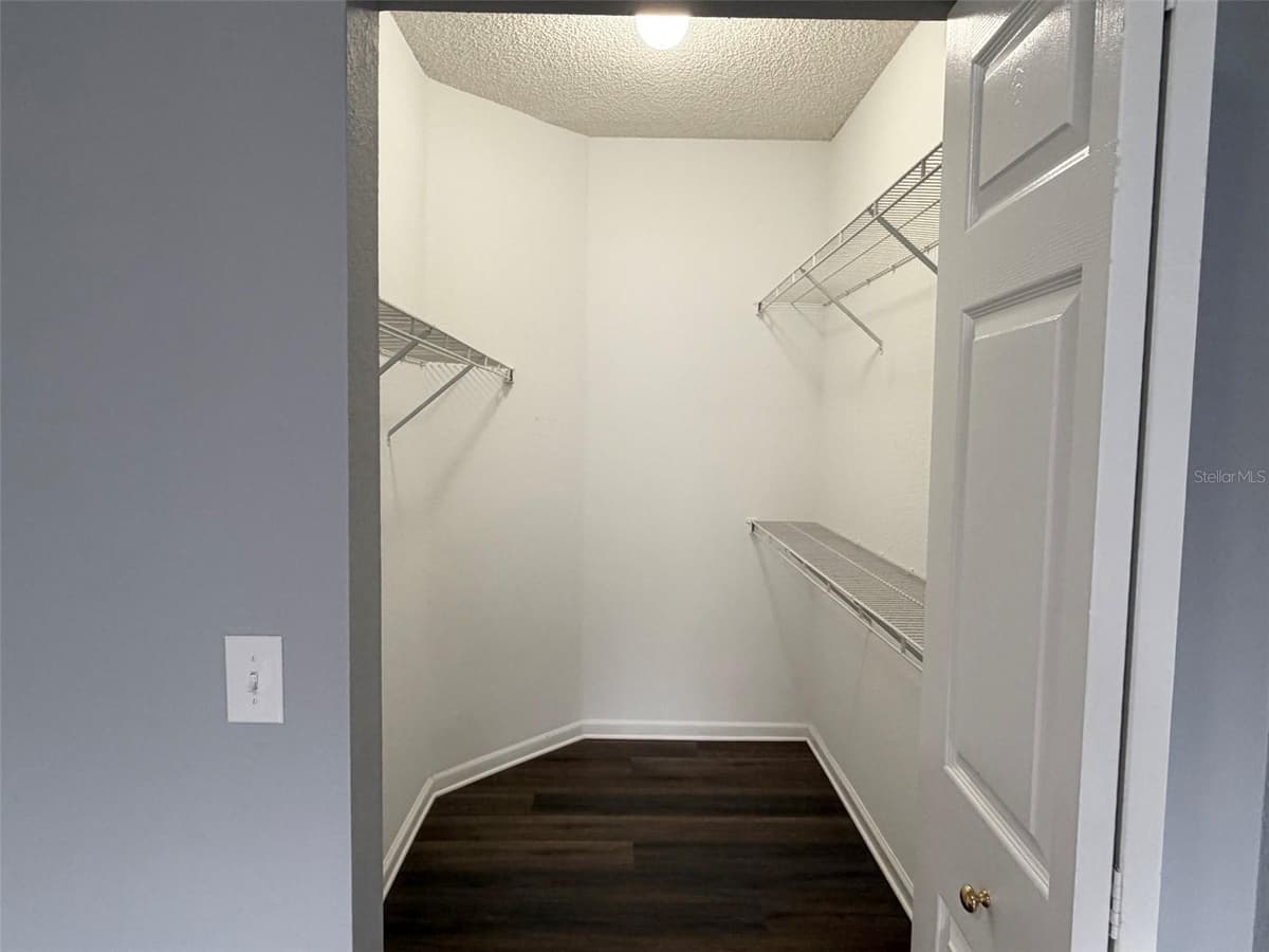 413 ARBOR LAKES CIRCLE — photo 18 of 21