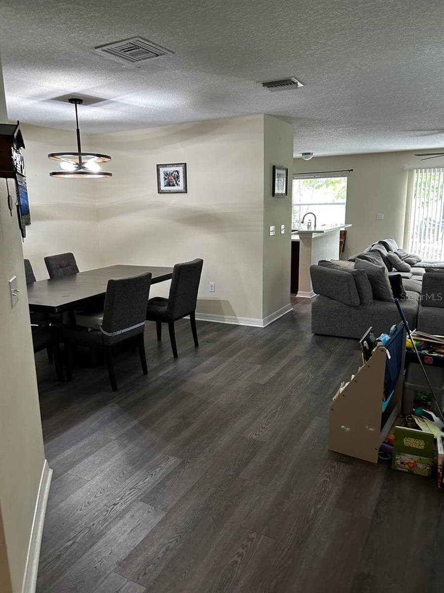 5085 KINGSCREST LANE — photo 10 of 24