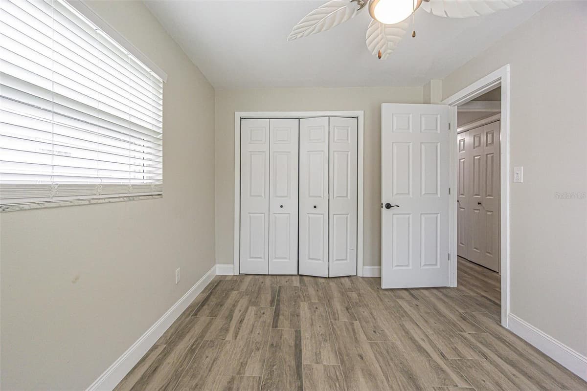 925 CEDARWOOD AVENUE — photo 20 of 25