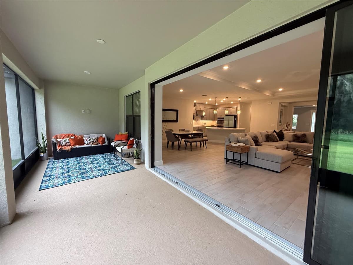 1490 BEACON DRIVE — photo 9 of 24
