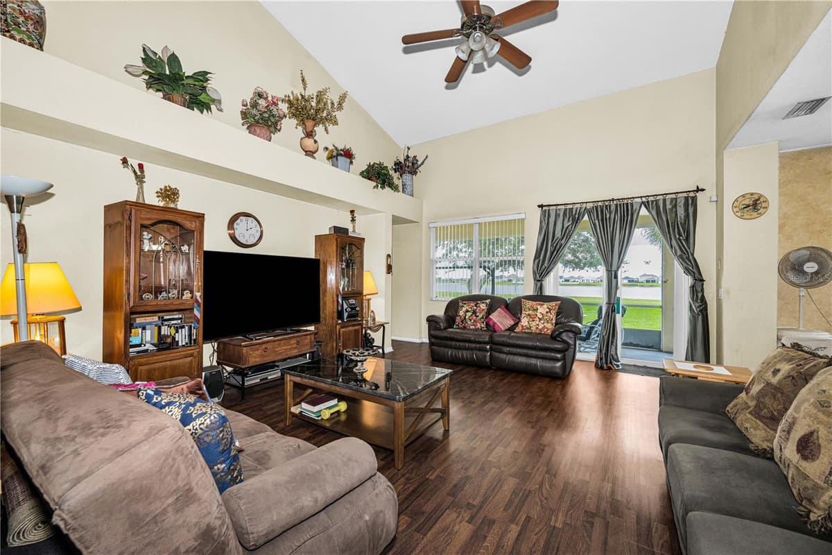 11217 LAUREL BROOK COURT — photo 14 of 47