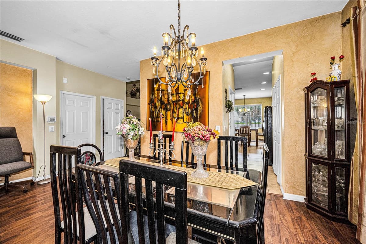 11217 LAUREL BROOK COURT — photo 8 of 47