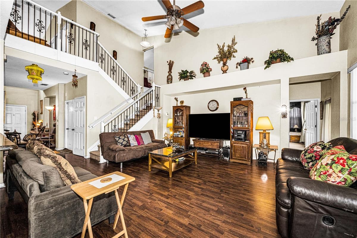 11217 LAUREL BROOK COURT — photo 16 of 47