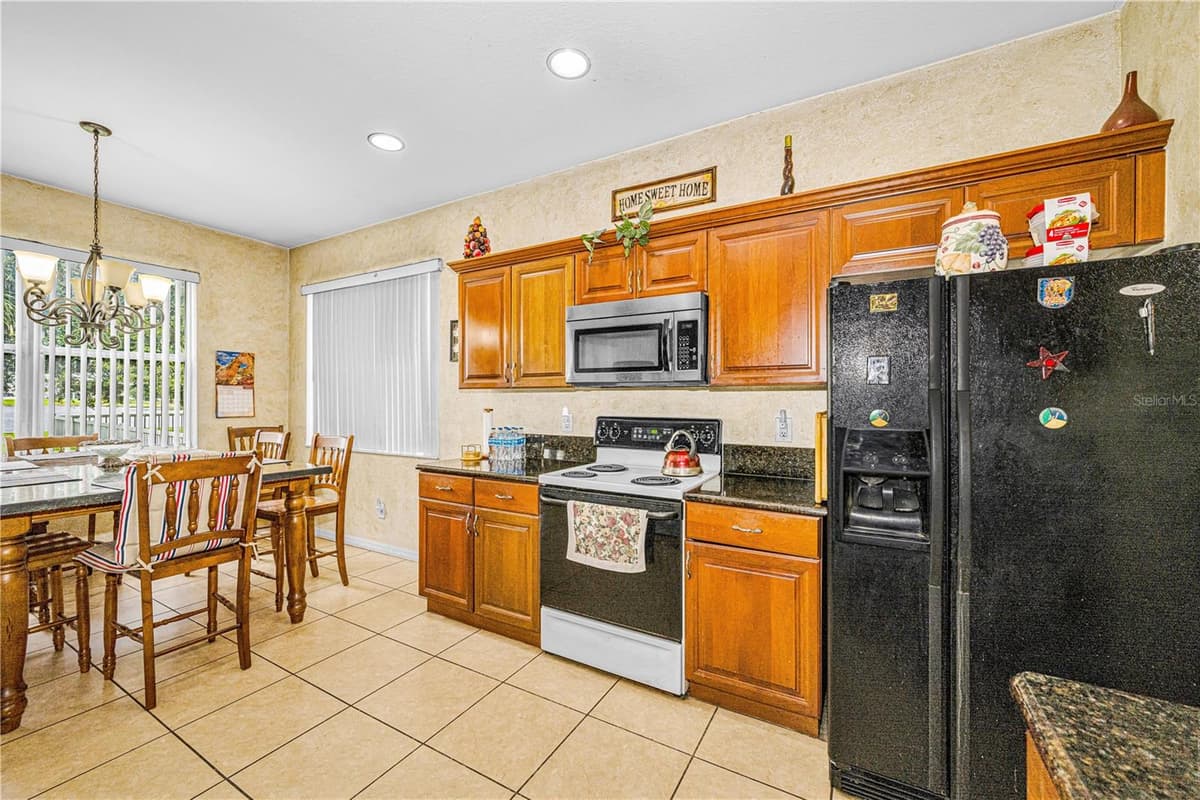 11217 LAUREL BROOK COURT — photo 10 of 47