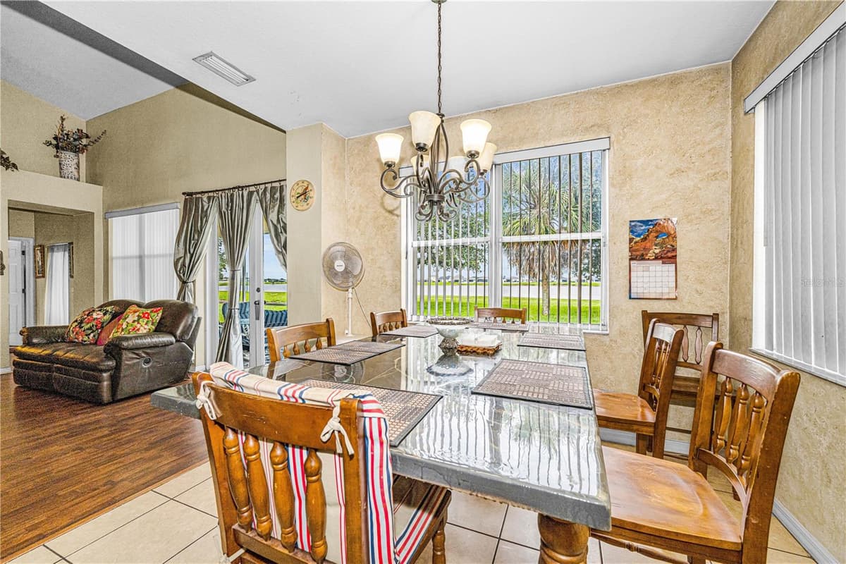11217 LAUREL BROOK COURT — photo 12 of 47