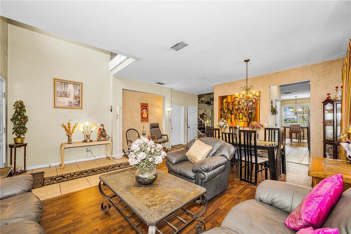 11217 LAUREL BROOK COURT — photo 7 of 47