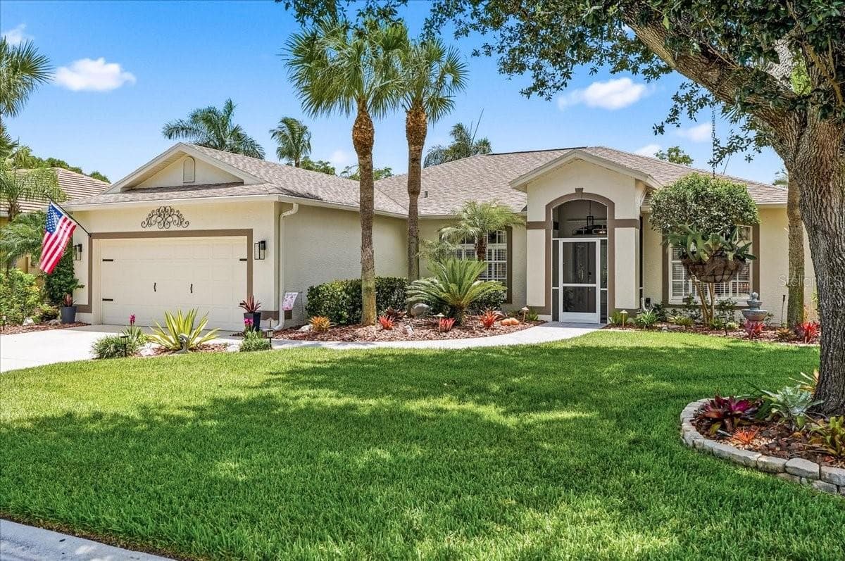 8905 CYPRESS PRESERVE PLACE — photo 2 of 43