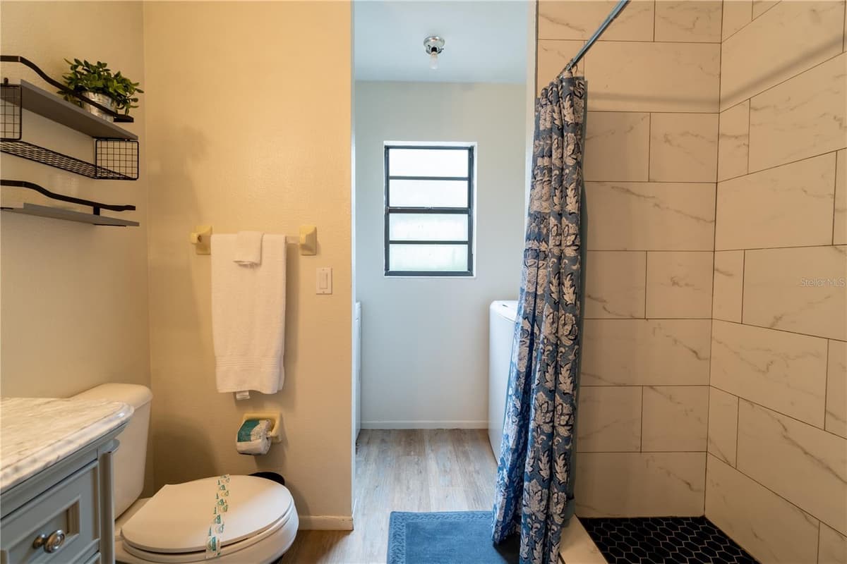 4003 BAYSIDE COURT — photo 27 of 66