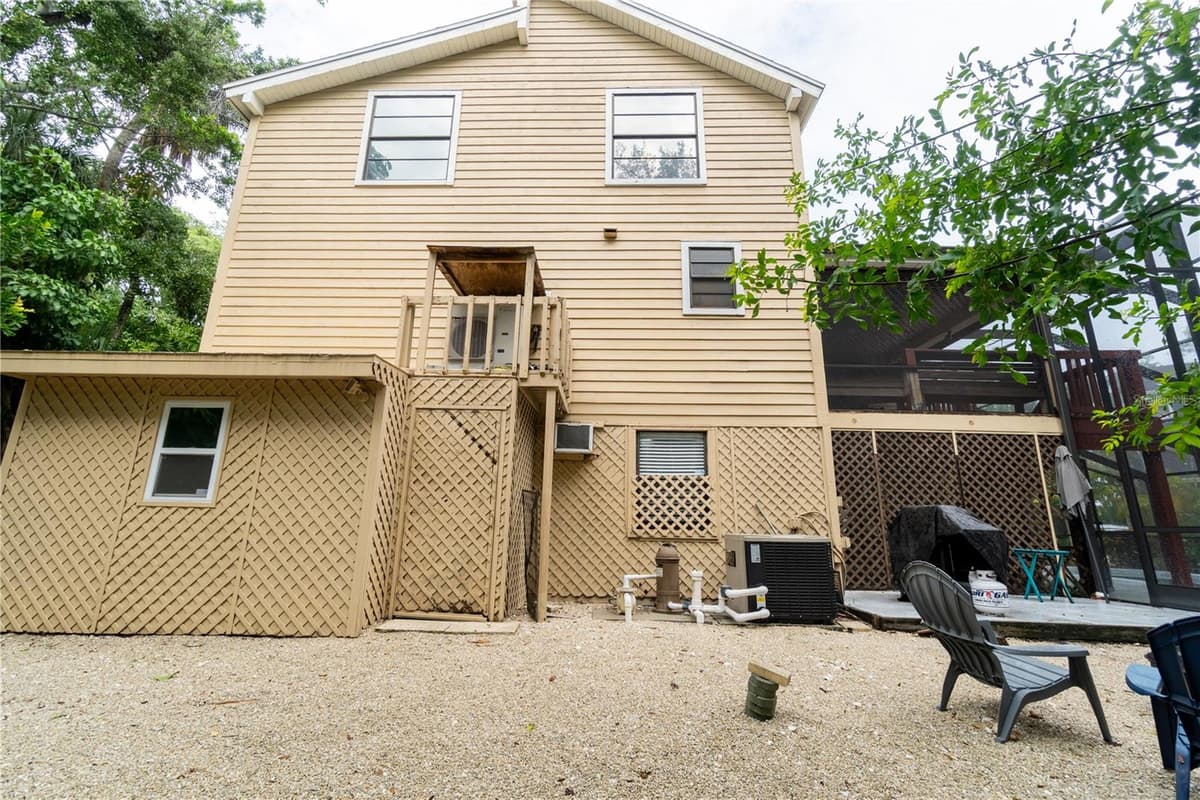 4003 BAYSIDE COURT — photo 14 of 66