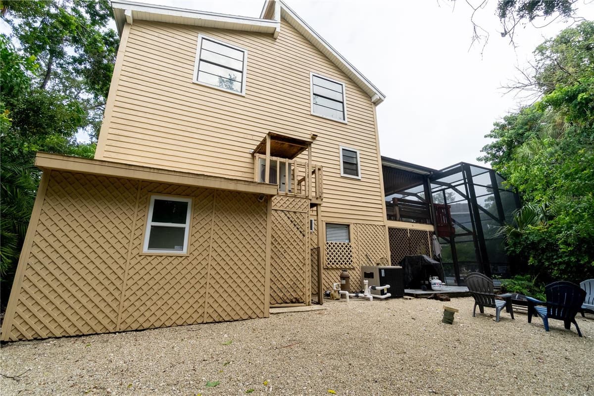 4003 BAYSIDE COURT — photo 13 of 66