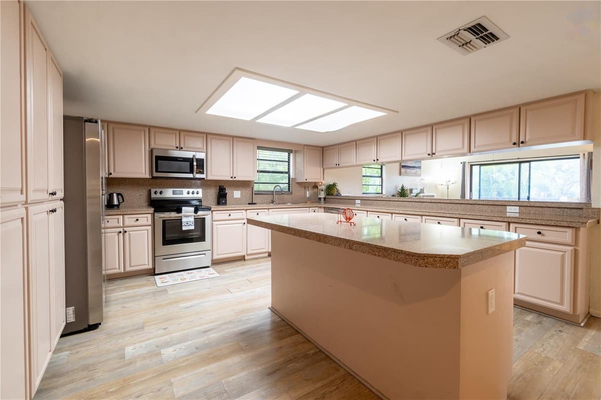 4003 BAYSIDE COURT — photo 23 of 66
