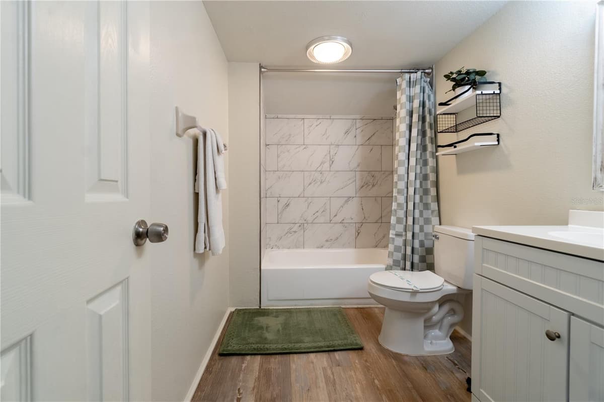 4003 BAYSIDE COURT — photo 41 of 66