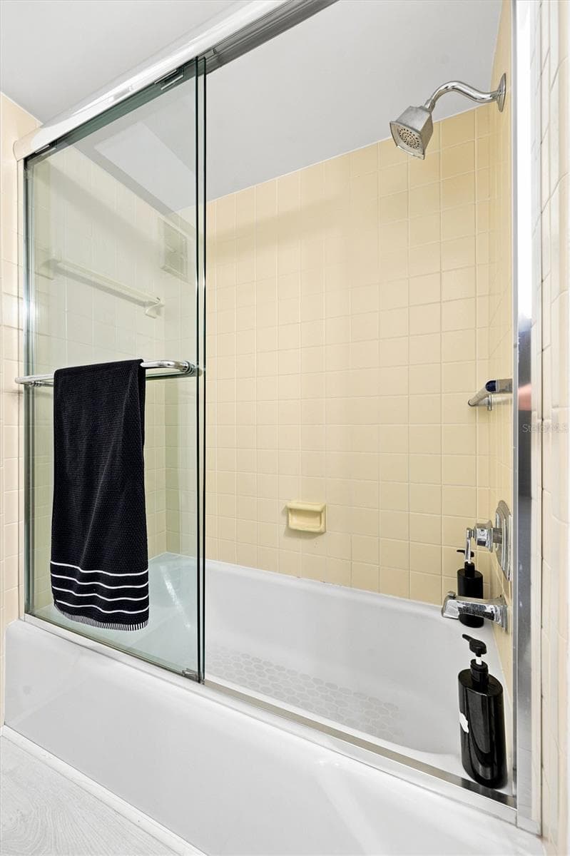 3626 MEDFORD LANE — photo 43 of 68
