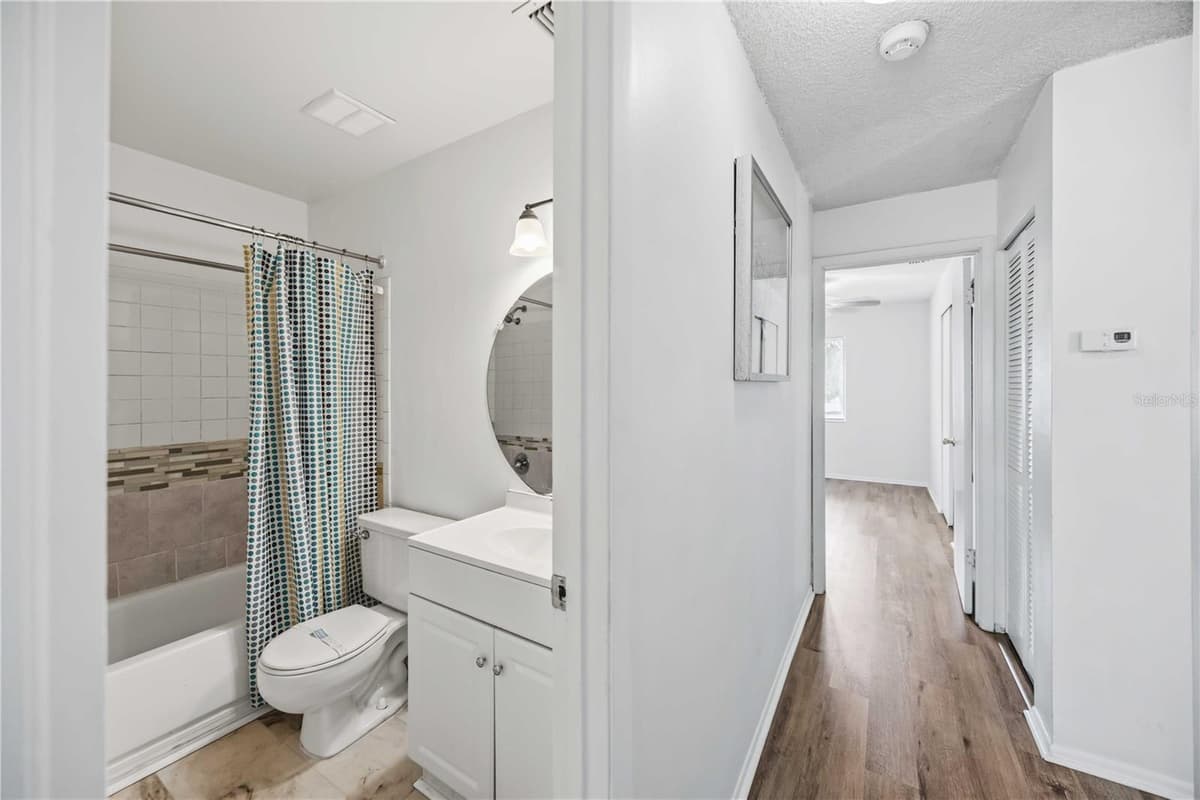 2752 HIDDEN LAKE BOULEVARD — photo 18 of 29