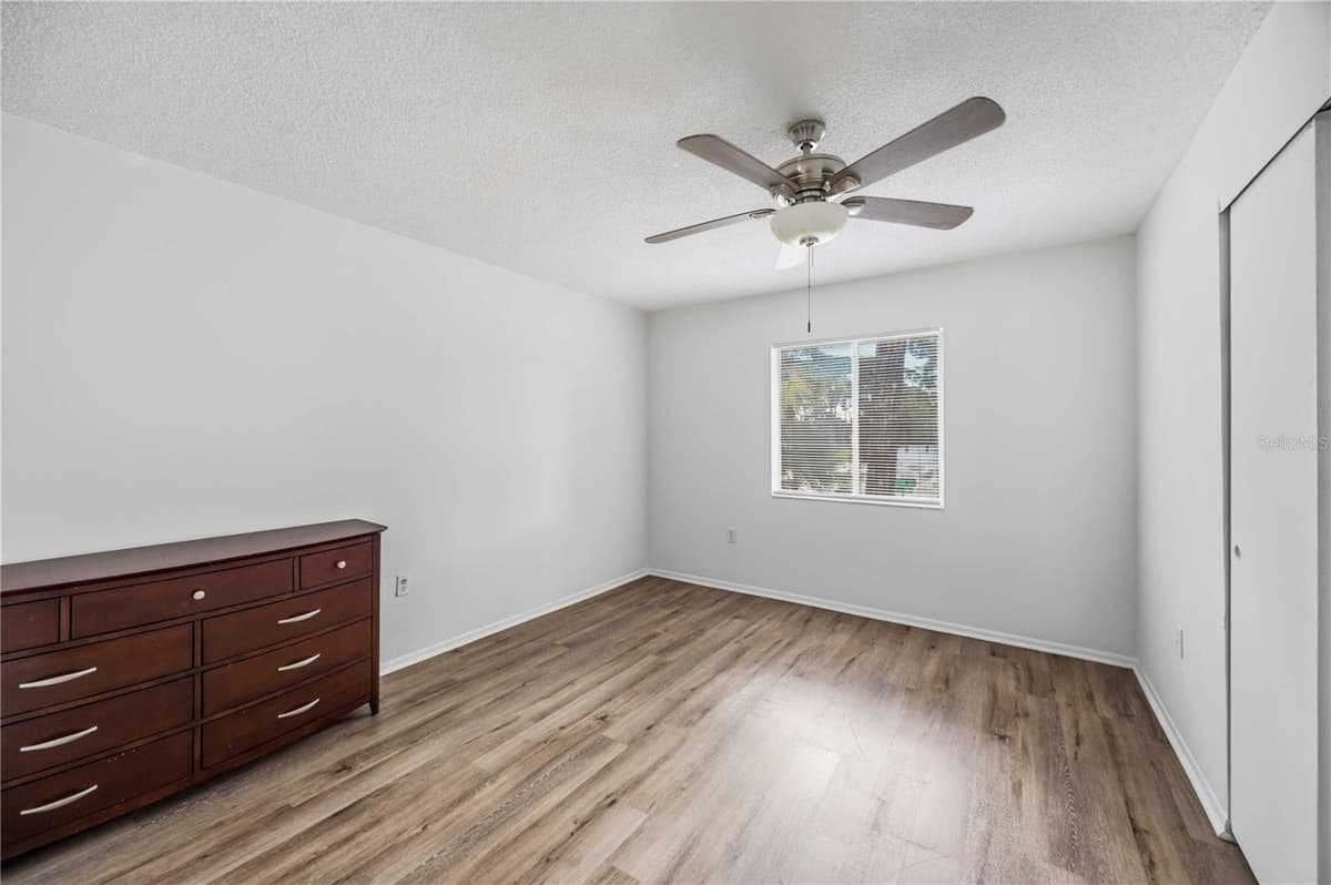 2752 HIDDEN LAKE BOULEVARD — photo 21 of 29