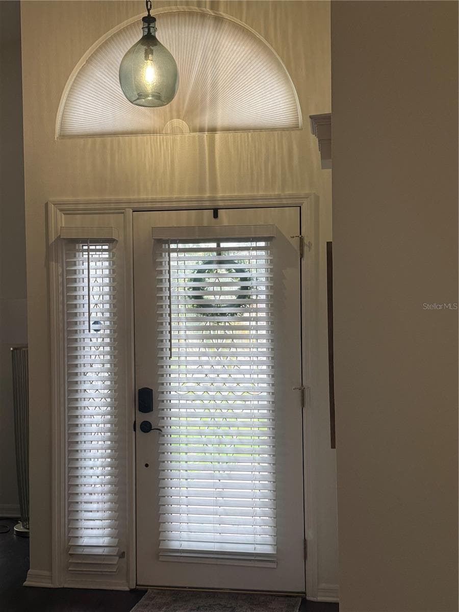 6060 CONDOR DRIVE — photo 10 of 22