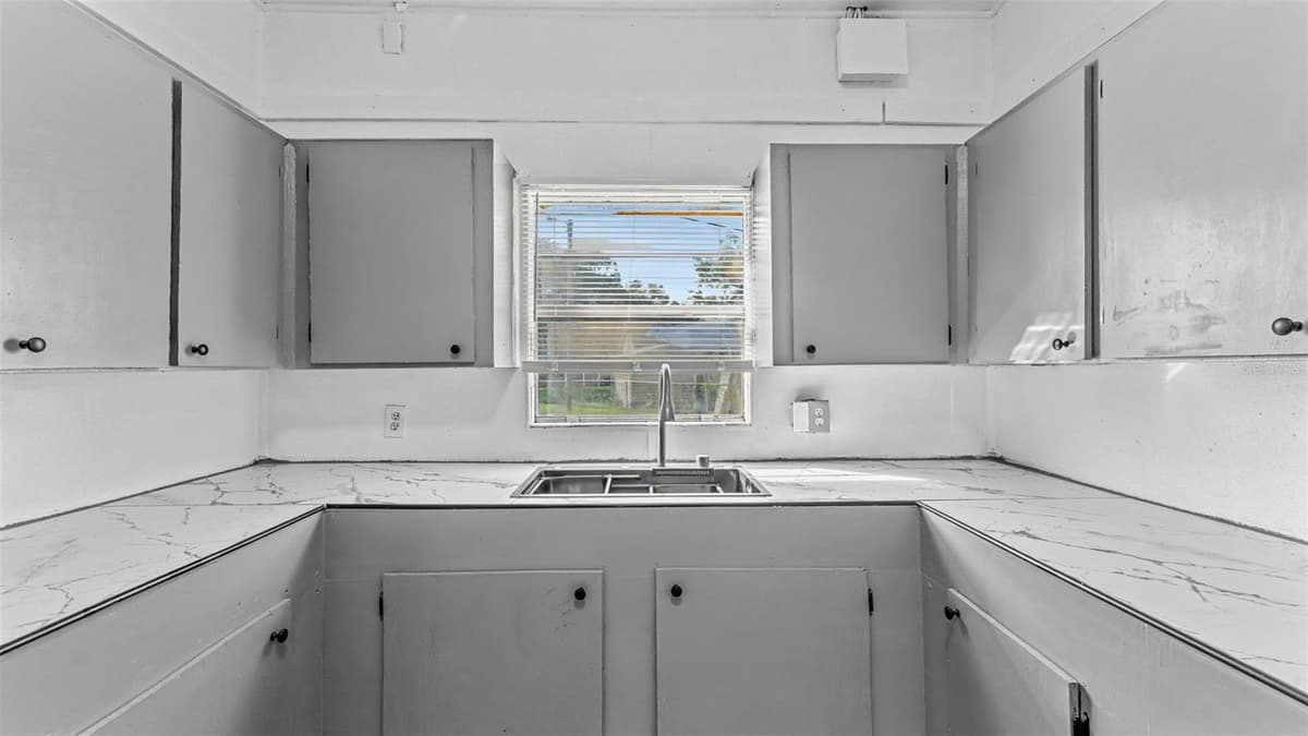 1232 WRIGHT DRIVE — photo 14 of 36