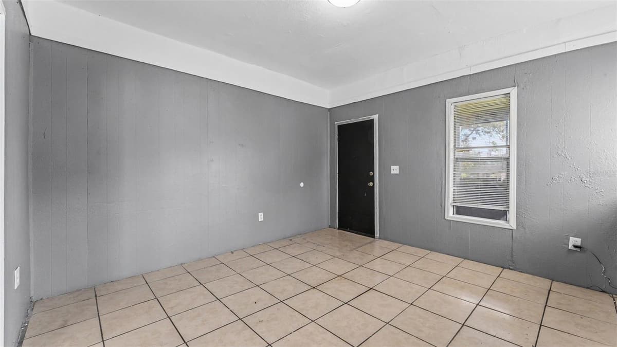 1232 WRIGHT DRIVE — photo 8 of 36