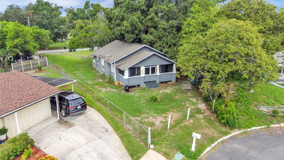 1232 WRIGHT DRIVE — photo 3 of 36