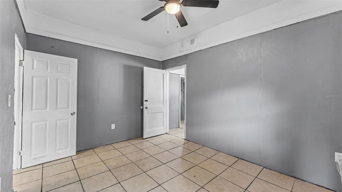 1232 WRIGHT DRIVE — photo 17 of 36