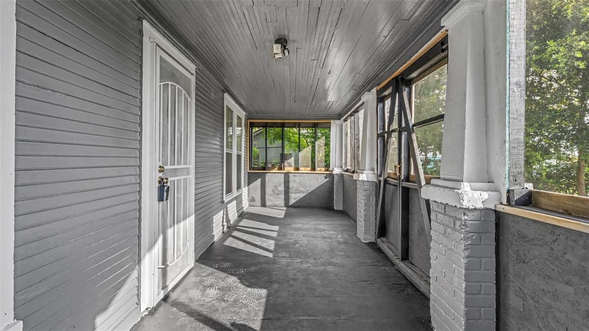 1232 WRIGHT DRIVE — photo 5 of 36