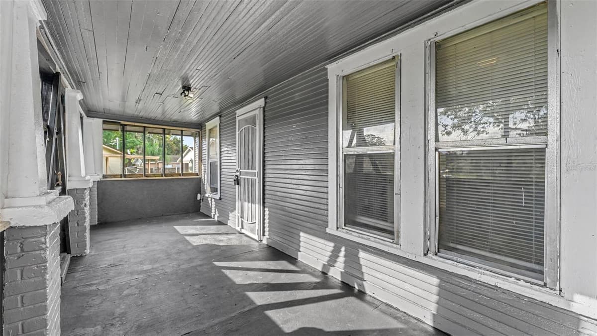 1232 WRIGHT DRIVE — photo 4 of 36