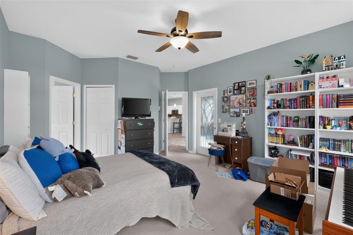 304 CALABAY PARC BOULEVARD — photo 24 of 36