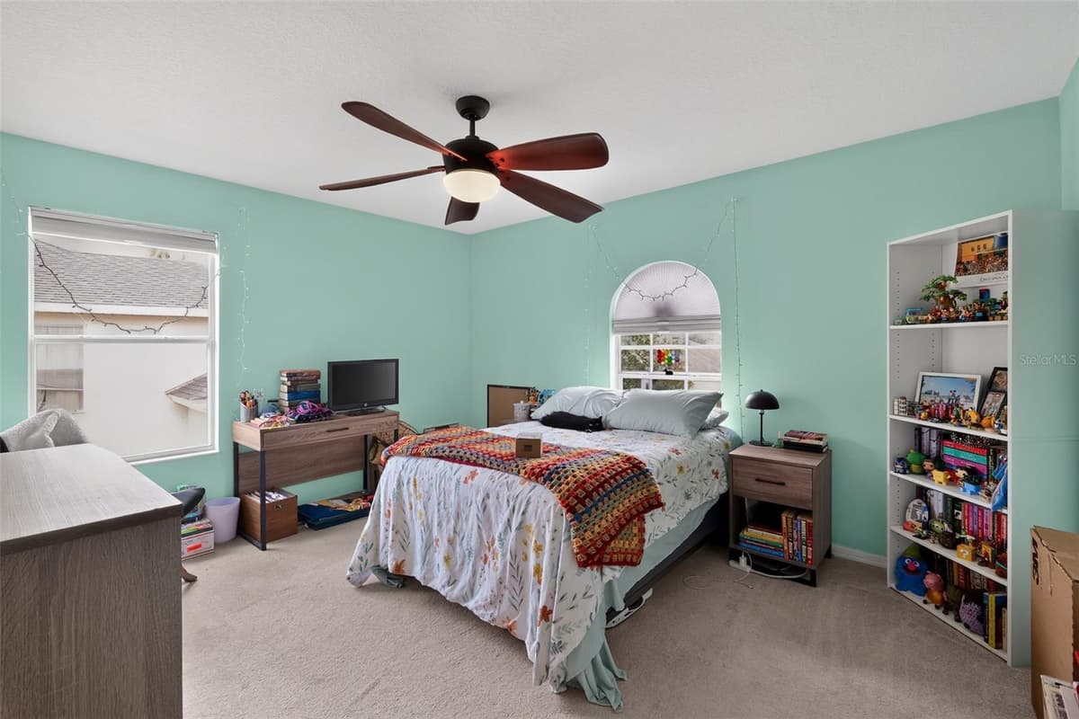 304 CALABAY PARC BOULEVARD — photo 20 of 36