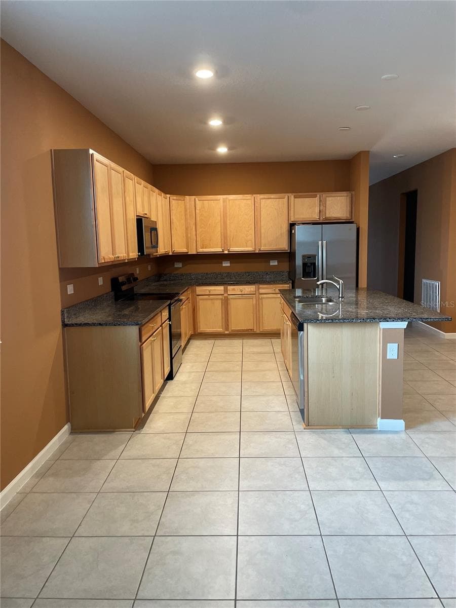 1055 SUGARWOOD STREET — photo 24 of 27