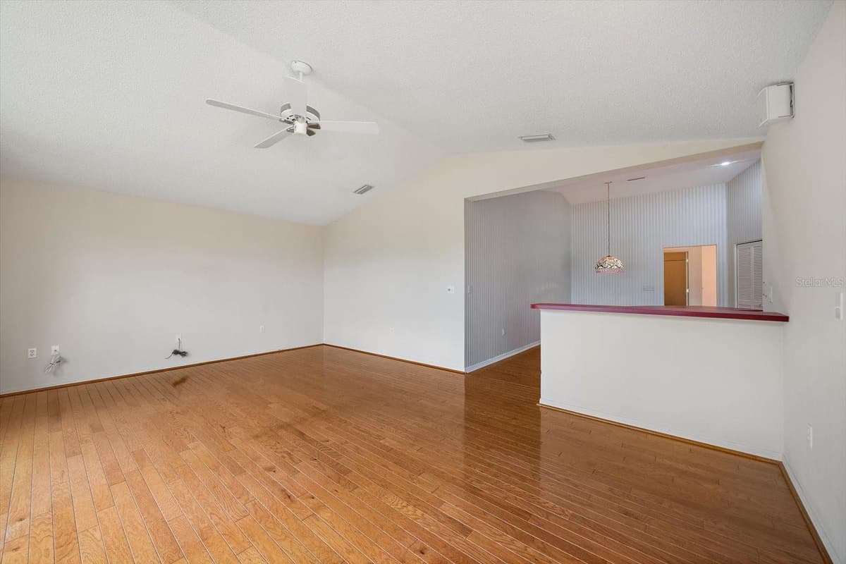 9539 HAWKSMOOR LANE — photo 28 of 34
